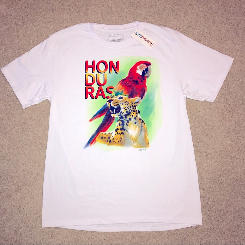 Pepe Honduras Graphic T Shirt NEW Size L White Parrot Cheetah Summer Travel